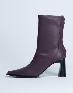 Nicky chisel toe ankle boot in burgundy