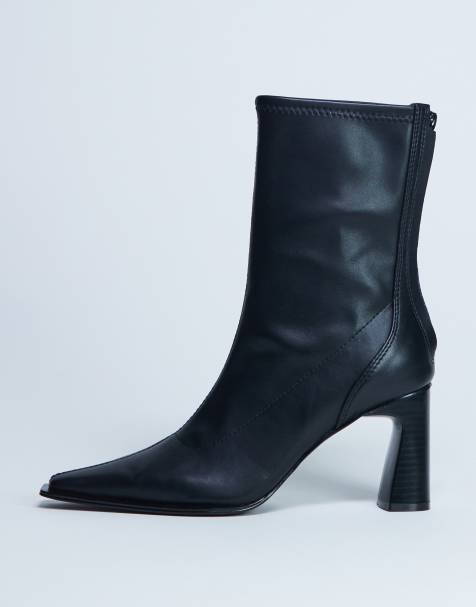 Topshop Nicky chisel toe ankle boots in black - view 1