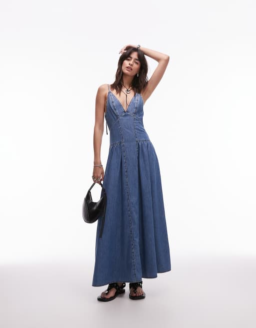 Topshop – Niebieska jeansowa sukienka maxi z ozdobnymi szwami i marszczeniem
