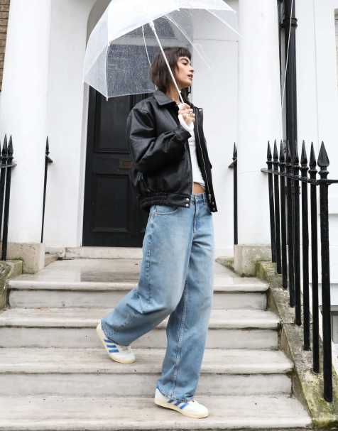 Topshop Cinch low rise relaxed jean in vintage bleach 