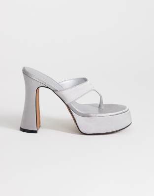  Nima platform heeled toe thong sandal  satin