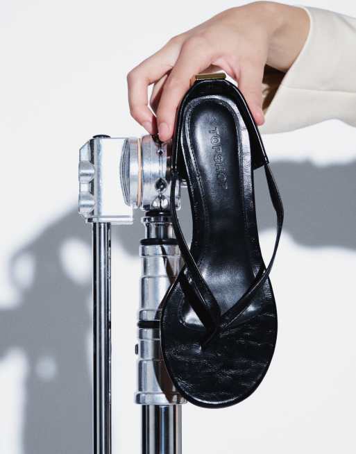 Topshop Nix toe thong mid heel sandal with hardware in black, 2 of 4