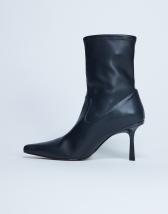 Topshop Noah point toe boot in black