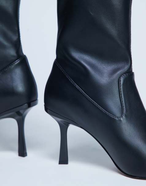 Topshop Noah point toe boot in black - view 2