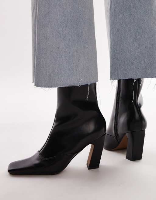 Topshop Nyla ankle boots with angled block heel in black, 3 of 4