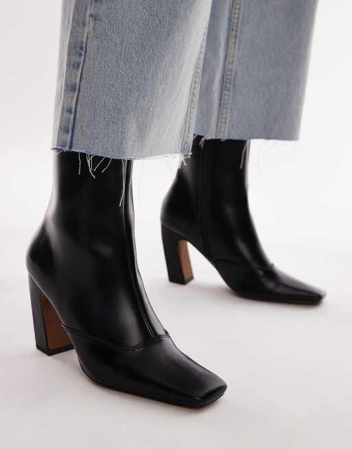 Topshop – Nyla – Svarta ankelboots med vinklad blockklack