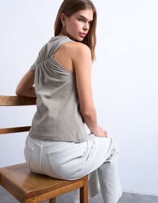 Topshop - Oberteil in Taupe mit geraffter Rückseite und einem Ärmel-Neutral