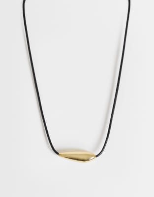 Topshop Octavia Collar Length Necklace In Black