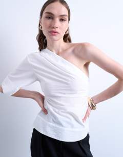 Off shoulder drape neck top in white
