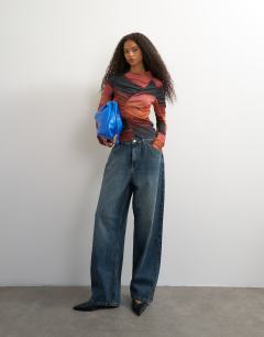 Model wearing Ombre ruched long sleeve top