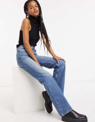 topshop oversized mom jeans in mid wash