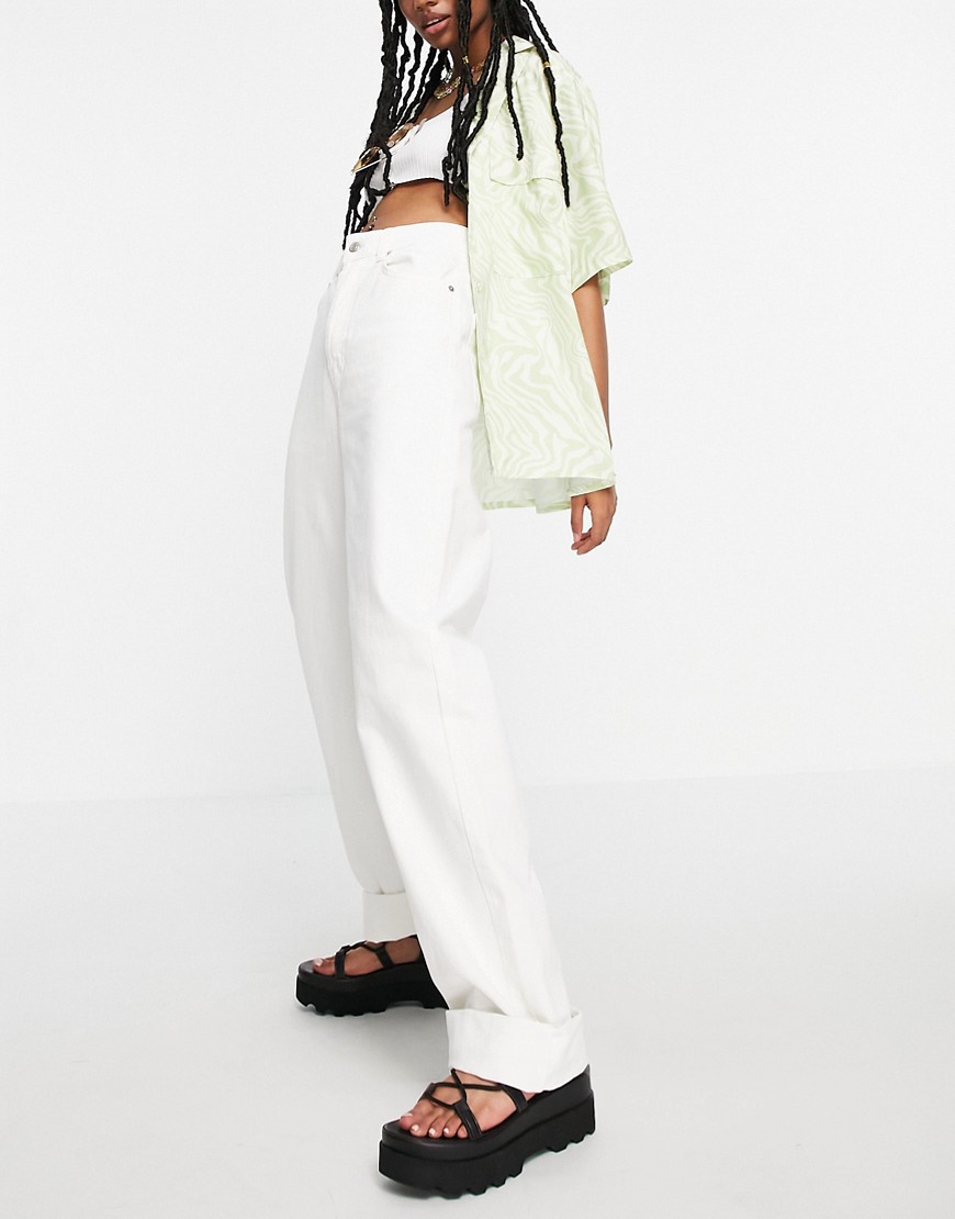 Topshop - One - Oversized mom jeans in wit