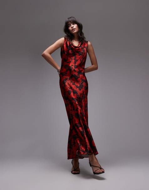 Topshop - Opgebouwde maxi jurk maxi met gedrapeerde halslijn in kleine rode rozen - view 1