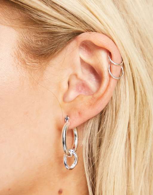 Topshop - Orecchini a cerchio color argento con ciondolo a catenina