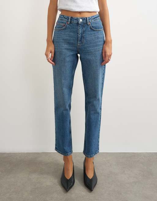 Topshop Orson comfort stretch straight leg ankle grazer jean in mid blue, 2 of 5