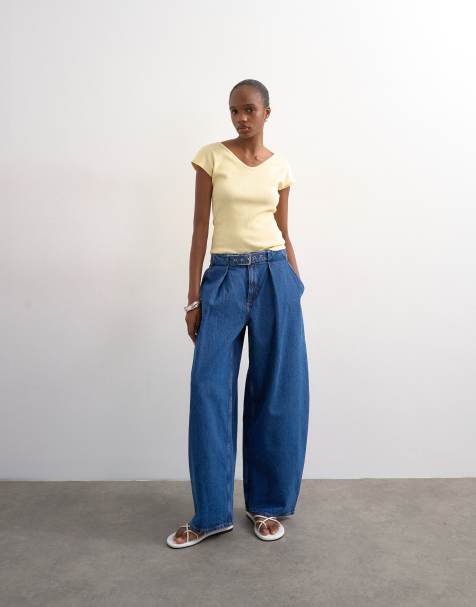 Topshop – Oversize-Barrel-Jeans in kräftigem Indigoblau mit Gürtel und mittelhohem Bund - view 1