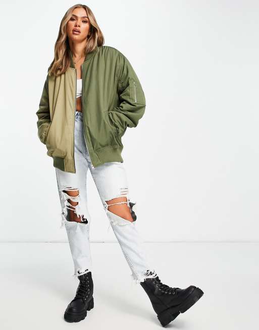 Topshop – Oversize-Bomberjacke in Khaki mit geteiltem Kontrastdesign 