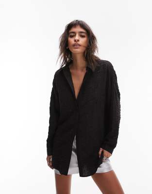 Topshop - Oversize-Hemd in Schwarz mit Knitteroptik