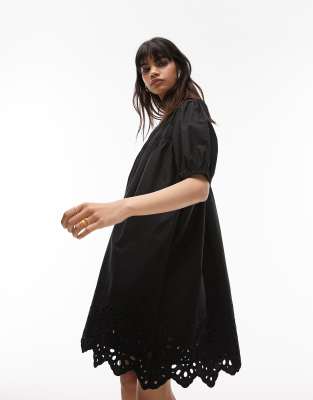 Topshop - Oversize-Minikleid in Schwarz mit Tunnelzug und Besatz mit Lochstickerei