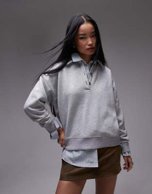 Topshop - Oversize-Polo-Sweatshirt aus neoprenartigem Stoff in Grau