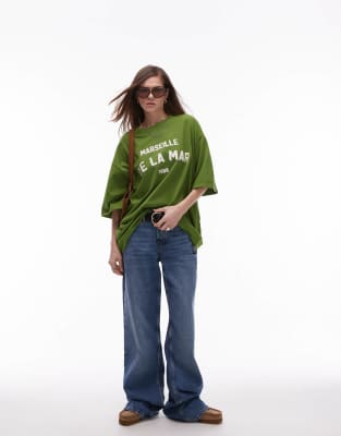 Topshop - Oversize-T-Shirt in Grün mit „De La Mar"-Grafikprint