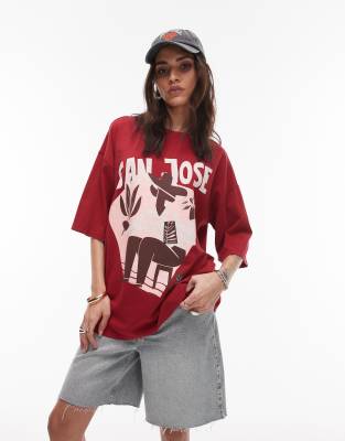Topshop - Oversize-T-Shirt in Rot mit San-Jose-Grafik