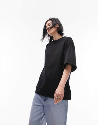 Topshop - Oversize-T-Shirt in Schwarz