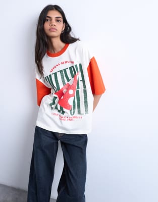 Topshop - Oversize-T-Shirt in Weiß mit „Pizzeria"-Grafikmotiv und Kontrastärmeln