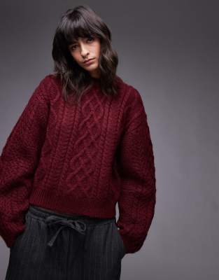 Topshop - Oversize-Zopfstrickpullover in Burgunderrot mit breiten runden Ärmeln