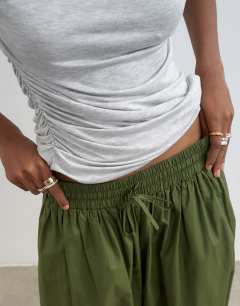 Model wearing Oversized cuff balloon trouser&nbsp;in khaki