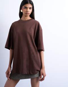 Oversized drop shoulder tee in brown
