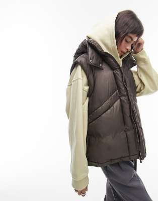 Topshop Topshop oversized hooded puffer gilet with seam details in chocolate-White