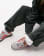 Thumbnail 3 van 5