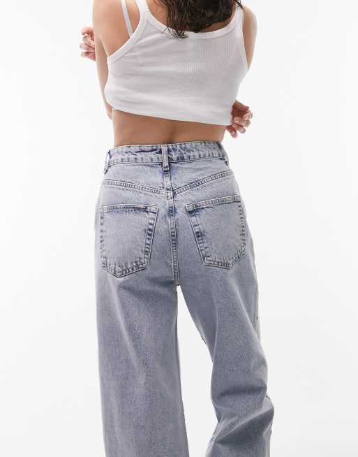 High-waist denims with white bubble croptop