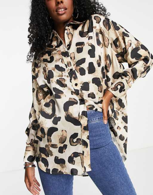 Topshop - Oversized overhemd van satijn met dierenprint in naturel
