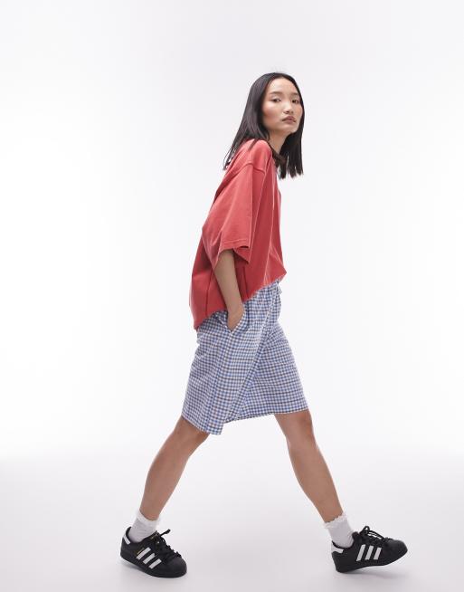 Topshop - Oversized T-shirt med V-hals i rød syrevask, 4 af 4