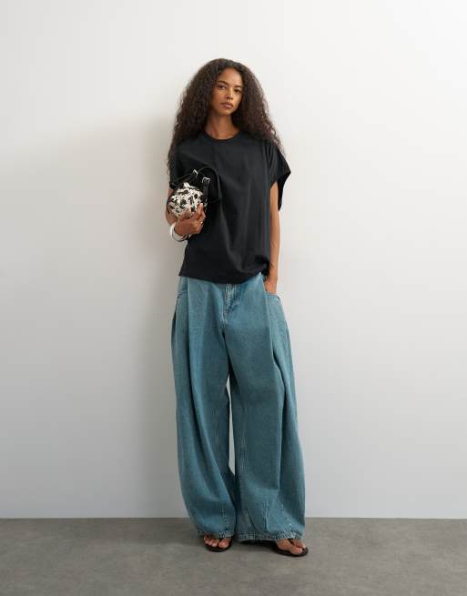 Topshop oversized tank circle tee in black, 3 of 4