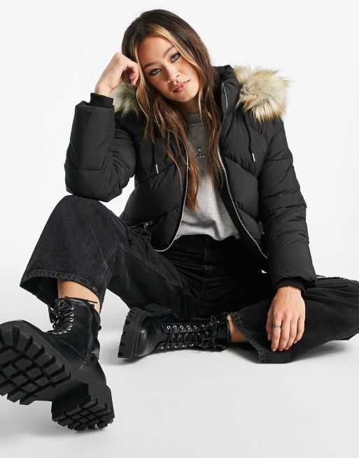 Puffer jacket with fur hood online black