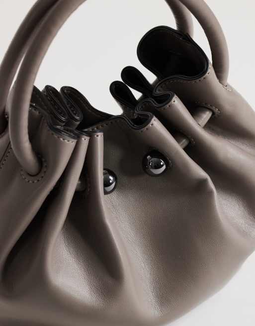 Topshop Paige medium ring-hank taske i grå, 3 af 4