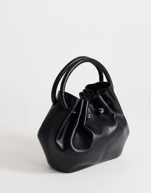 Topshop Paige mittelgroße Tasche mit Ringgriff in Schwarz, 4 von 4