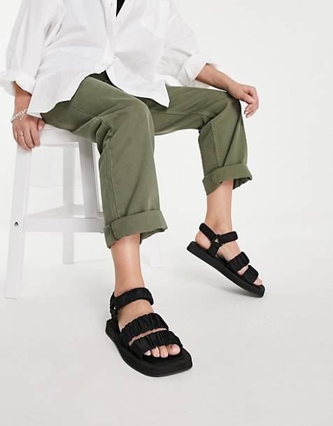 Keen Whisper Sandalen in het Grijs Dames Schoenen voor voor Platte schoenen voor Platte sandalen 