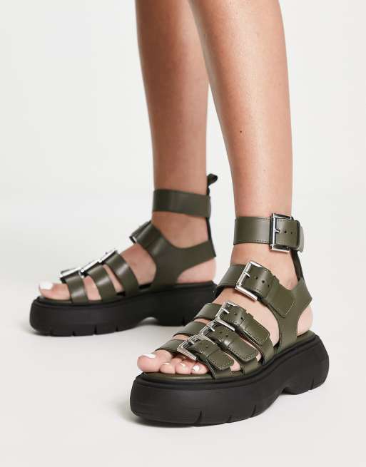 Topshop – Panda – Sandalen aus hochwertigem Leder in Khaki mit dicker Sohle