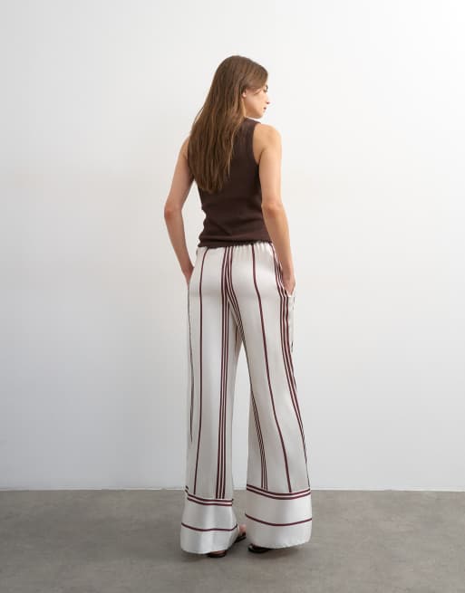 Topshop - Pantalon ample d'ensemble en satin rayé avec liens noués à la taille - Ivoire et chocolat, 4 de 5