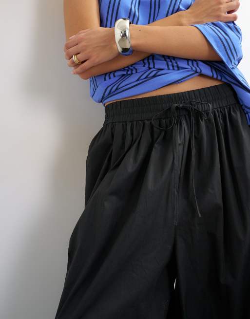 Topshop - pantalón balloon extragrande en negro, 2 de 5