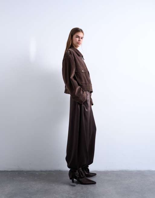 Topshop - Pantalon bouffant taille haute resserré aux chevilles - Marron