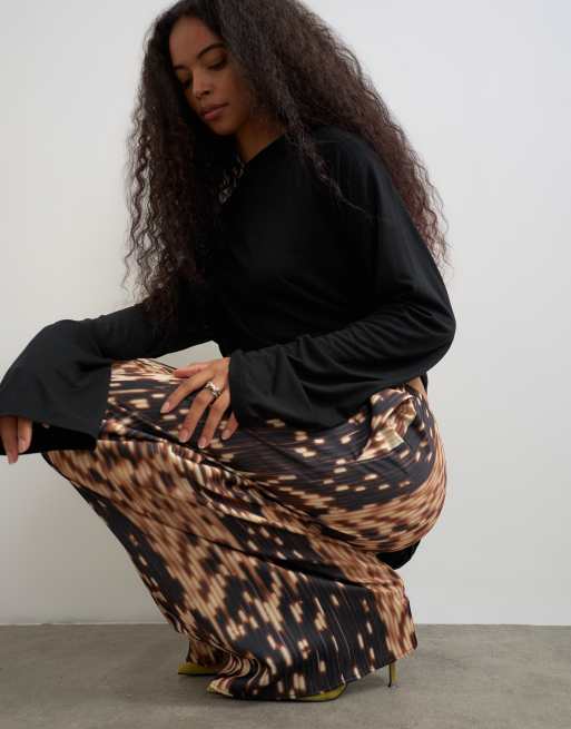 Topshop pantalón de pernera recta con tacto satinado y estampado de puercoespín, 3 de 5