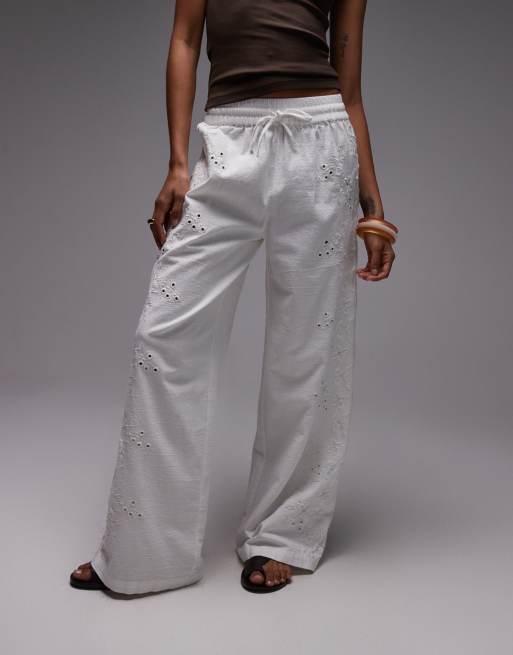 Topshop - Pantalon d'ensemble en broderie anglaise avec lien à la taille - Blanc, 2 de 5