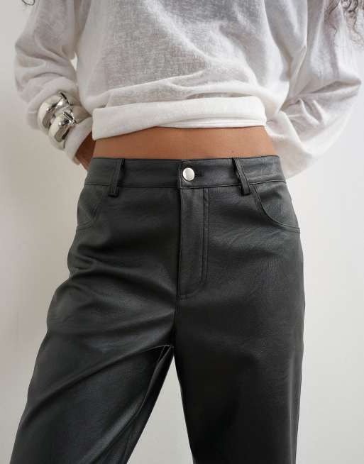 Topshop pantalon droit en imitation cuir noir, 2 de 5