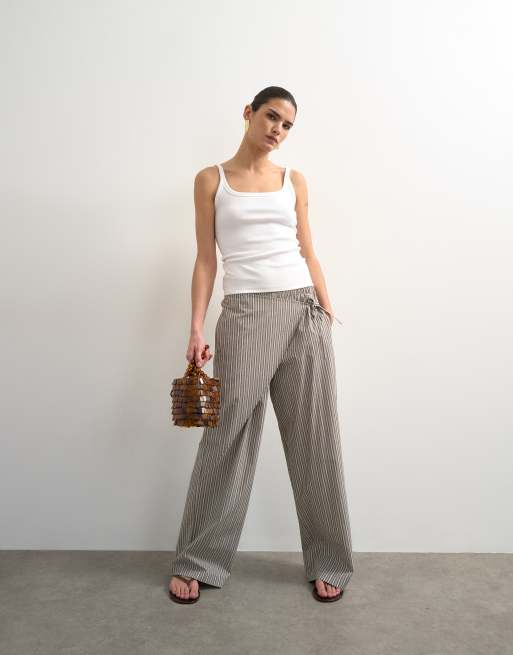 Topshop - Pantalon rayé en popeline avec jupe portefeuille - Marron, 3 de 5