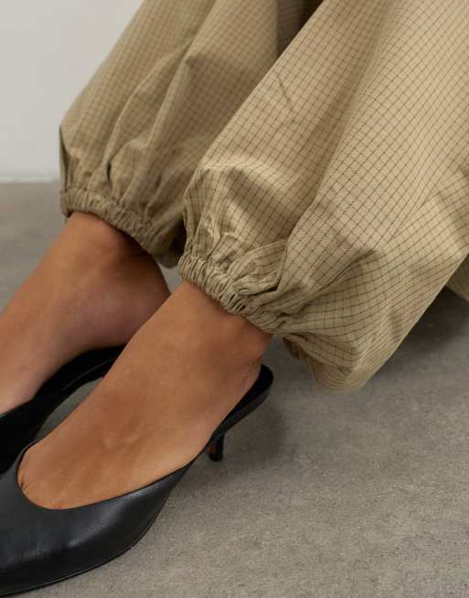 Topshop - Pantalon ultra bouffant à carreaux - Neutre, 2 de 5